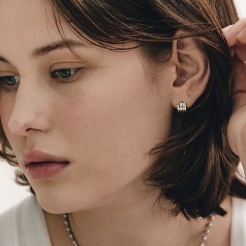 hyeres-lor Happiness Silver (W) One-Touch Earrings HL5E3A560W9XXX ONE
hyeres-lor Happiness Silver (W) One-Touch Earrings HL5E3A560W9XXX ONE