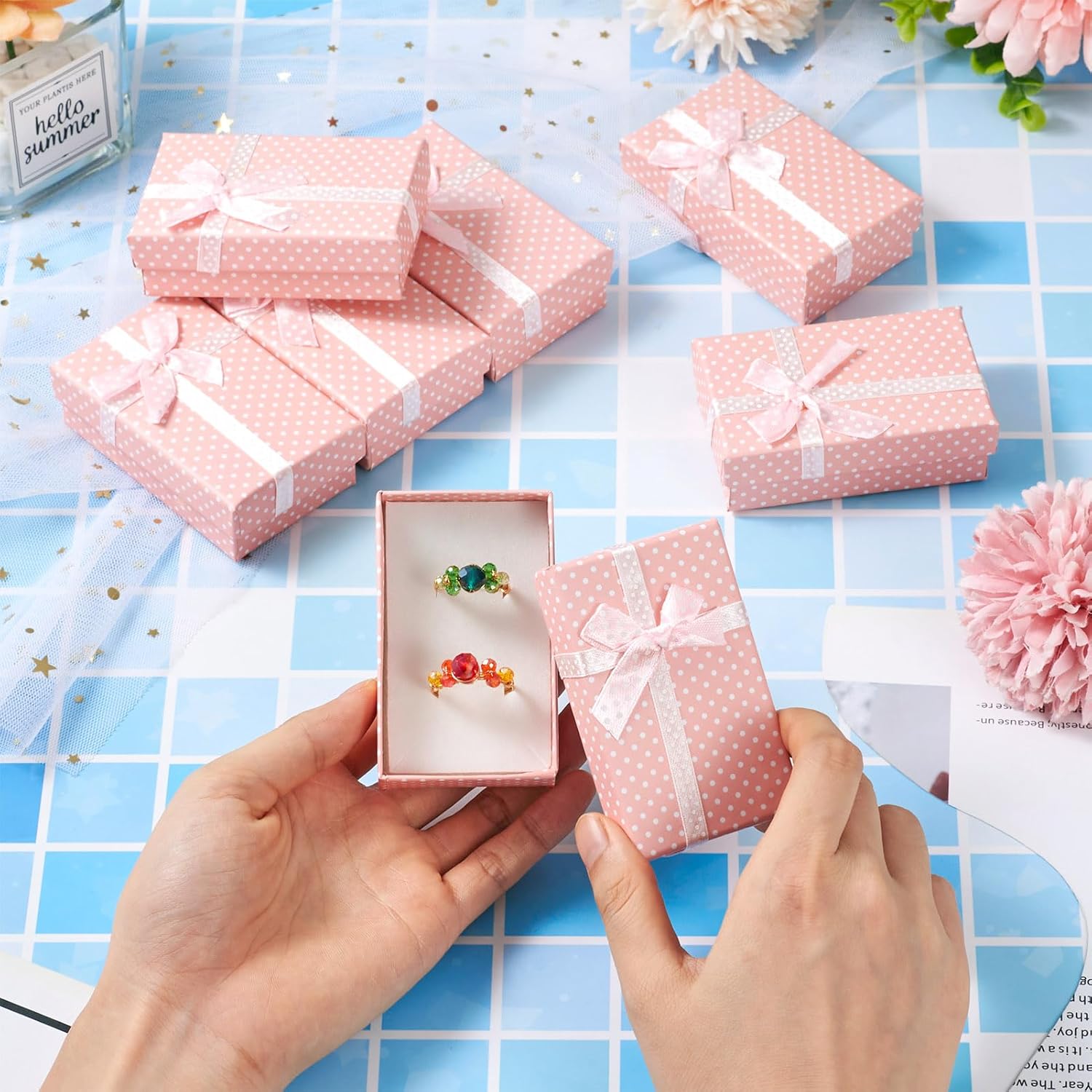 Craftdady 12 шт. Розовые картонные коробки для ювелирных изделий с принтом в горошек, прямоугольные коробки для хранения ювелирных изделий с бантиком, маленькая подарочная упаковка, бумажные коробки 8x5x2,5 см розовый
Craftdady 12 шт. Розовые картонные коробки для ювелирных изделий с принтом в горошек, прямоугольные коробки для хранения ювелирных изделий с бантиком, маленькая подарочная упаковка, бумажные коробки 8x5x2,5 см розовый