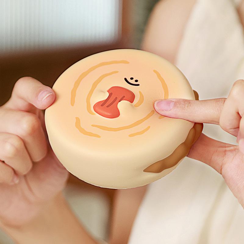 Xi an Specialty Snack Squeeze Toy - Roujiamo and Oil Twist Slow Rebound Decompression
Xi an Specialty Snack Squeeze Toy - Roujiamo and Oil Twist Slow Rebound Decompression