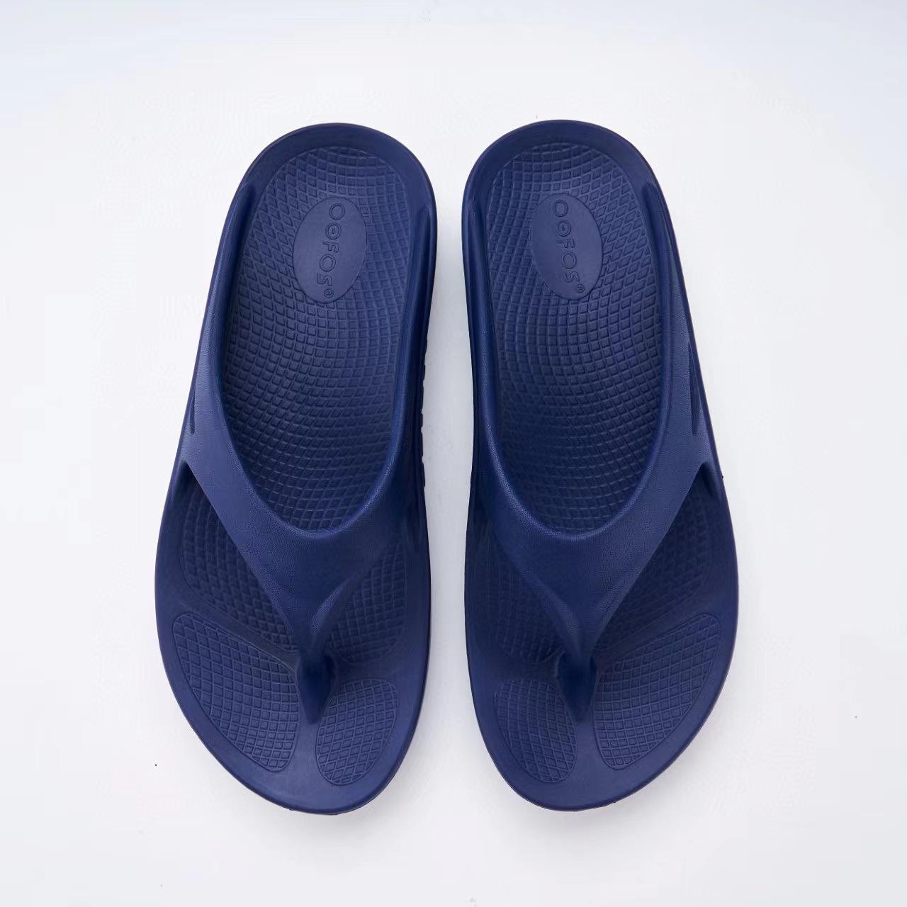 Youth Summer Sports Flip-Flops Solid Color Simple Thick-Soled Thong Sandals 43 сірий
Youth Summer Sports Flip-Flops Solid Color Simple Thick-Soled Thong Sandals 43 сірий