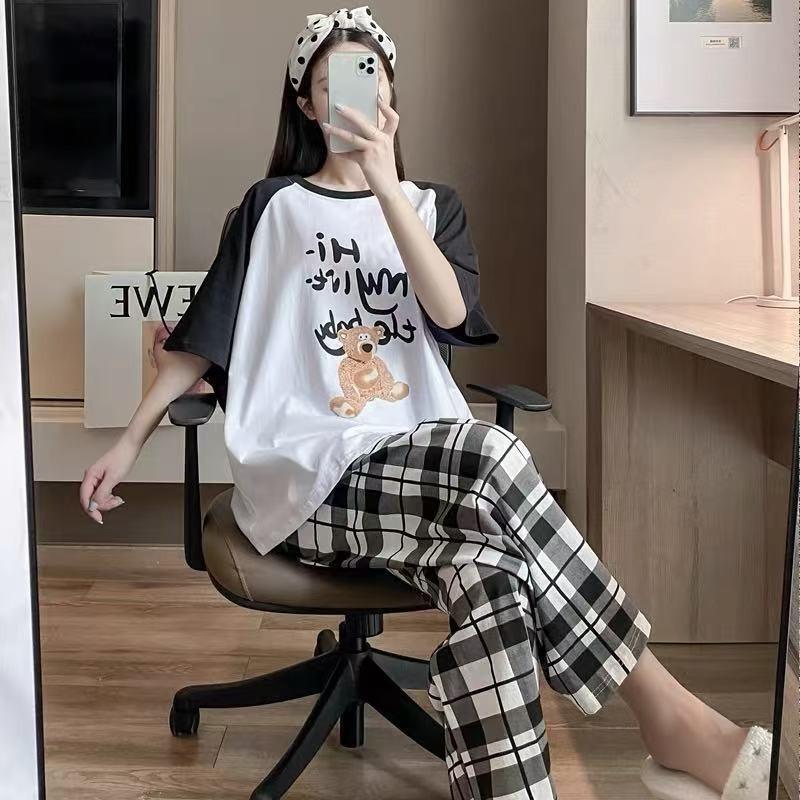 Pajamas women s short-sleeved trousers summer cartoon cute 2 new cartoon spring and summer loungewear suit can be worn outside XXL
Pajamas women s short-sleeved trousers summer cartoon cute 2 new cartoon spring and summer loungewear suit can be worn outside XXL