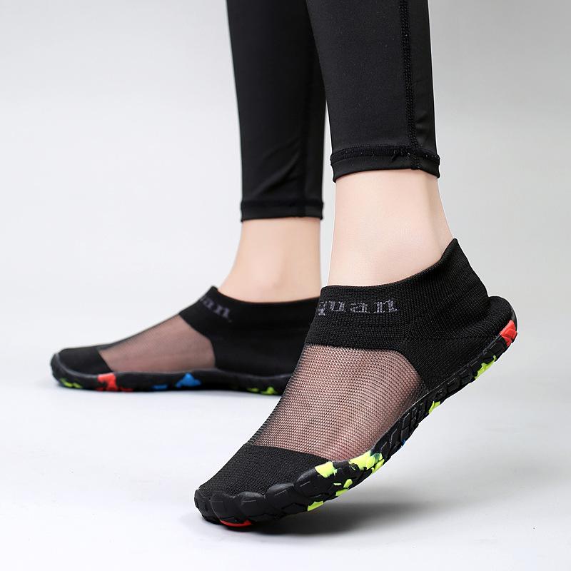 New outdoor creek walking shoes men s and women s swimming wading shoes comfortable and breathable five-finger shoes socks shoes flying woven shoes 36
New outdoor creek walking shoes men s and women s swimming wading shoes comfortable and breathable five-finger shoes socks shoes flying woven shoes 36