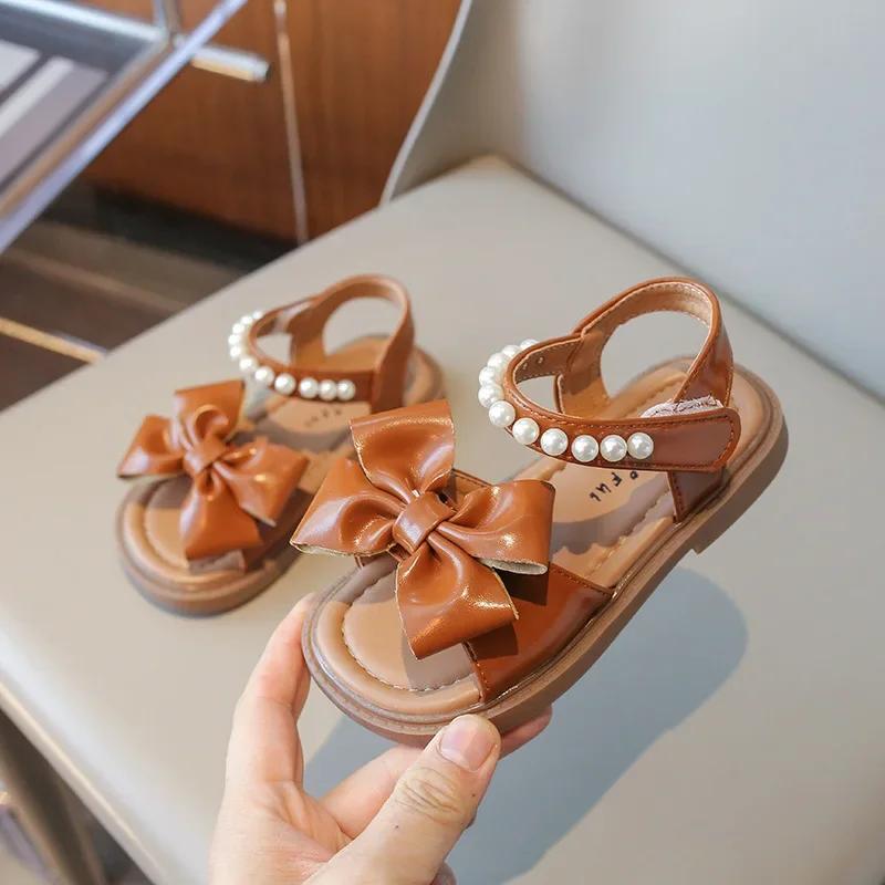 Girls Sandals and Children s Princess Shoes Summer New Arrival for Girls Student Rhinestone Bow Performance Shoes 22
Girls Sandals and Children s Princess Shoes Summer New Arrival for Girls Student Rhinestone Bow Performance Shoes 22