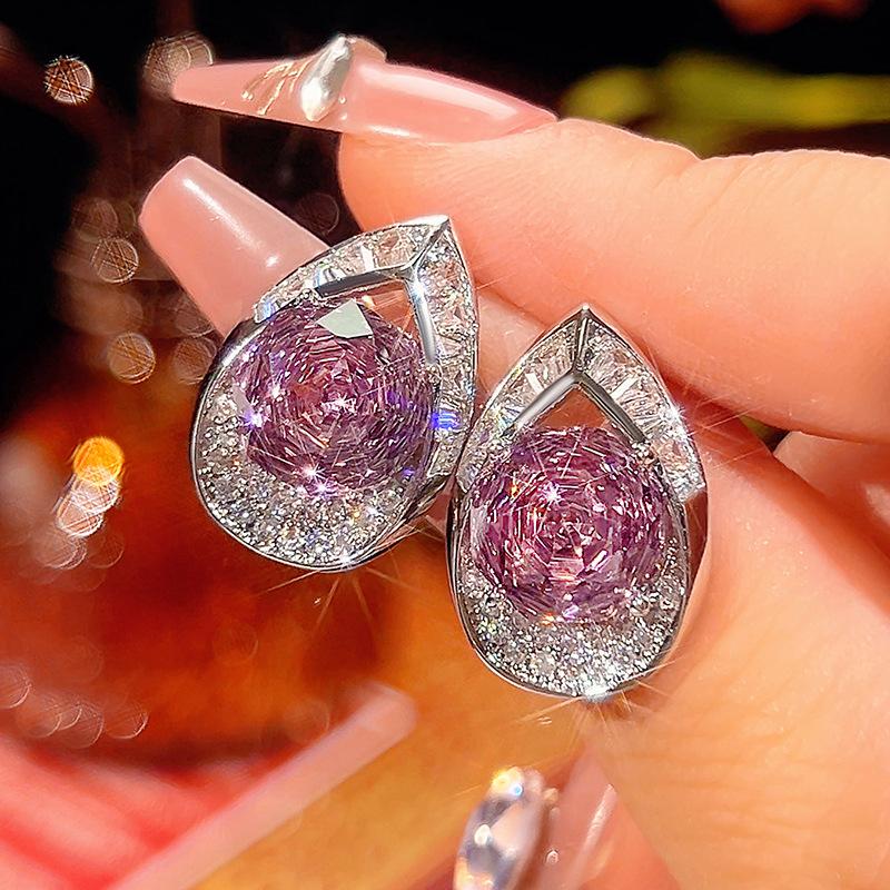 Ювелирные изделия Медь Золотое покрытие Имитация Роза Огранка Цвет Сокровище Серьги Серьги Женские 10 * 10
Ювелирные изделия Медь Золотое покрытие Имитация Роза Огранка Цвет Сокровище Серьги Серьги Женские 10 * 10