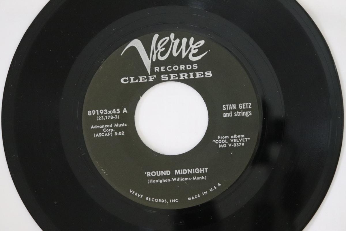 7-дюймовая пластинка СТЭН ГЕТЦ - Round Midnight / Nature Boy 89193x45 Verve Records 1960 США Джаз Б/У
7-дюймовая пластинка СТЭН ГЕТЦ - Round Midnight / Nature Boy 89193x45 Verve Records 1960 США Джаз Б/У