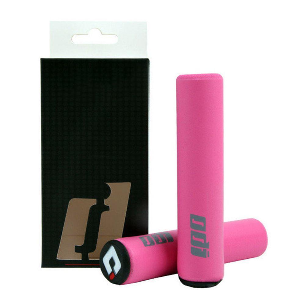 Cuffs Soft Strong Support MTB Handlebar Cover Silicone Cycling Grips Bicycle Grips Bike Grip Cover розовый
Cuffs Soft Strong Support MTB Handlebar Cover Silicone Cycling Grips Bicycle Grips Bike Grip Cover розовый