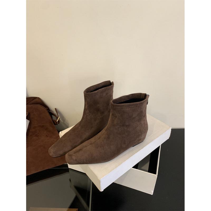 2025 комплексные короткие ботинки на маленьком квадратном каблуке с внутренней высотой 40 темно-коричневого
2025 комплексные короткие ботинки на маленьком квадратном каблуке с внутренней высотой 40 темно-коричневого