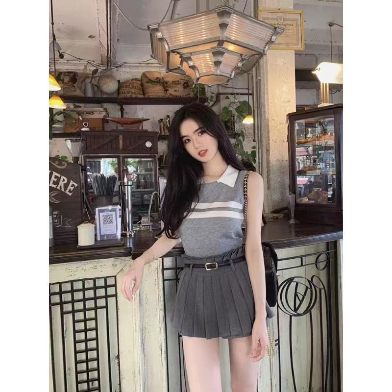 Knitted Halter Top Women s Summer New Design Polo-neck Sleeveless T-shirt, Slimming Effect, Suitable for Outerwear As A Base Layer Top. One size сірий колір
Knitted Halter Top Women s Summer New Design Polo-neck Sleeveless T-shirt, Slimming Effect, Suitable for Outerwear As A Base Layer Top. One size сірий колір