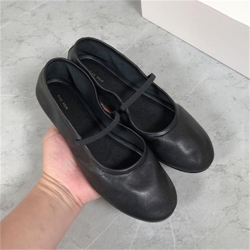 Нишевые балетки: Мягкая кожа, откидная пятка, в французском стиле, удобные женские туфли с низким вырезом 35 чёрный
Нишевые балетки: Мягкая кожа, откидная пятка, в французском стиле, удобные женские туфли с низким вырезом 35 чёрный