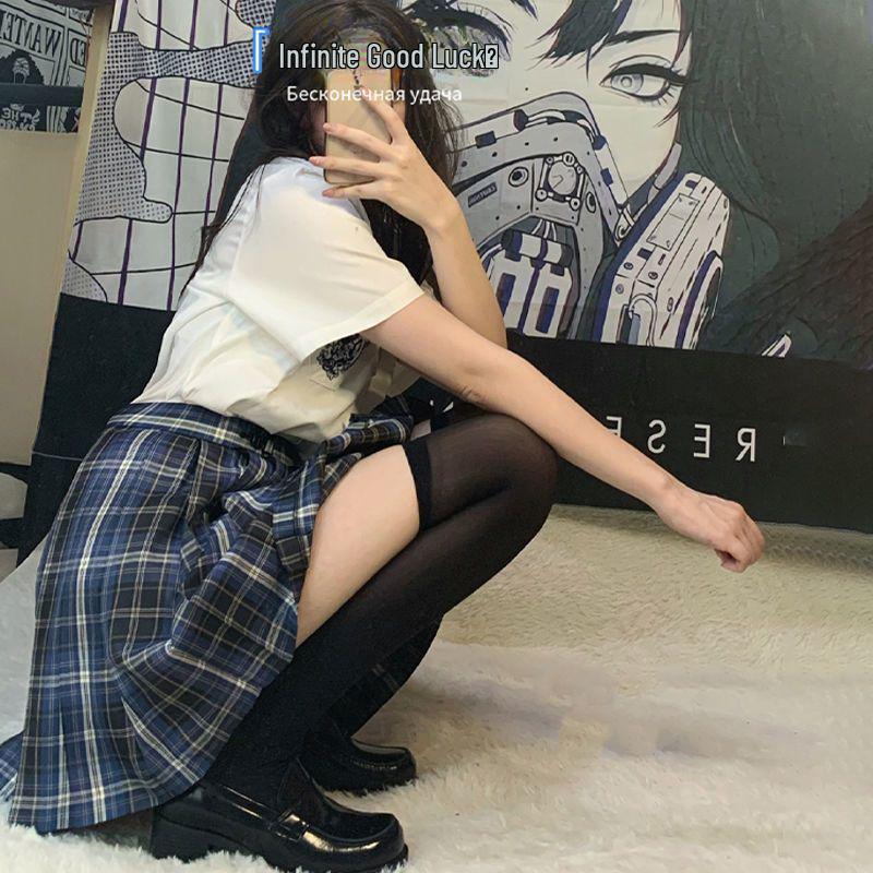 Silicone Anti-Slip Slimming Calf Socks: Japanese-Style Thin Over-The-Knee Mid-Tube Stockings for Women, Perfect for Spring and Summer No silicone
Silicone Anti-Slip Slimming Calf Socks: Japanese-Style Thin Over-The-Knee Mid-Tube Stockings for Women, Perfect for Spring and Summer No silicone