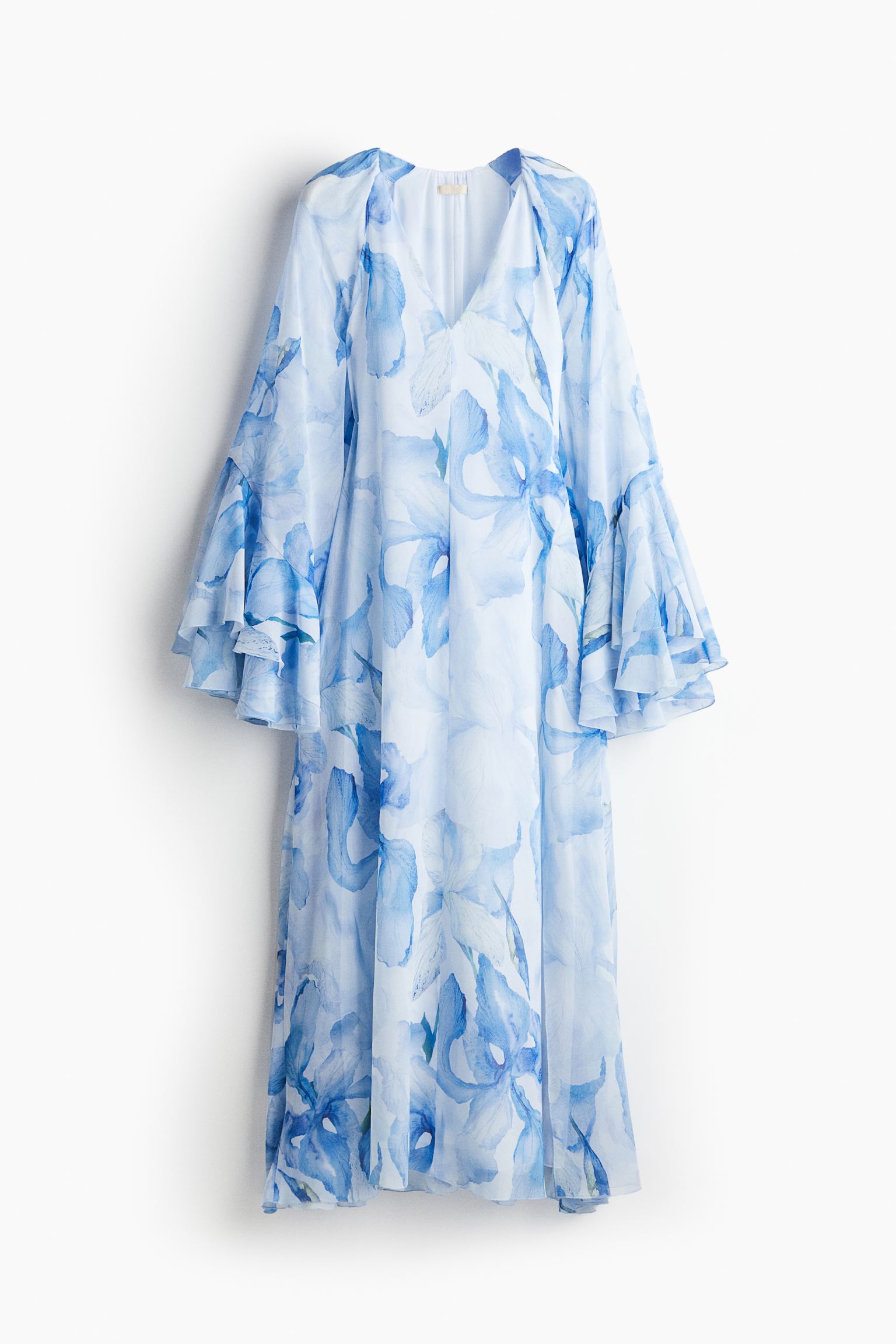 Длинное шифоновое платье
Длинное шифоновое платье