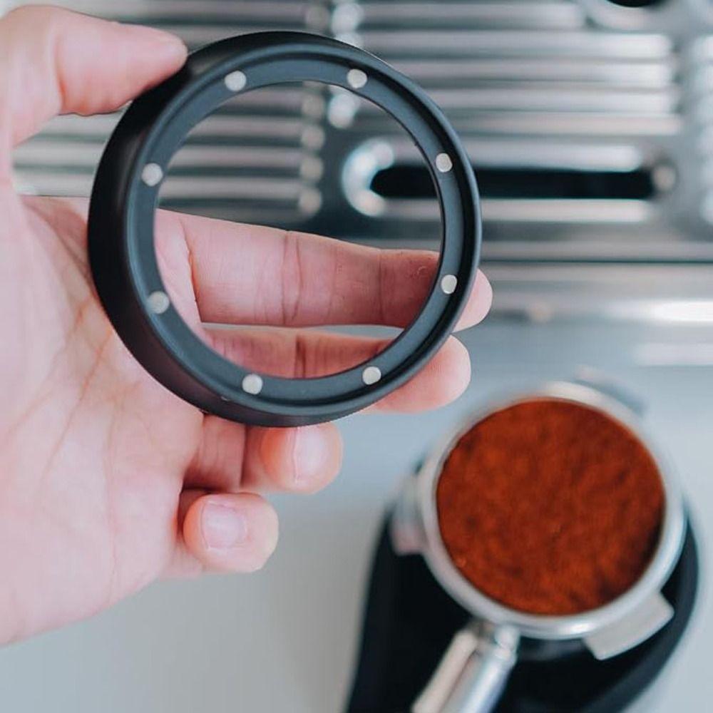 External Fastening Design Portafilter Coffee Catcher Ring Coffee Powder Ring Espresso 51MM чорний
External Fastening Design Portafilter Coffee Catcher Ring Coffee Powder Ring Espresso 51MM чорний