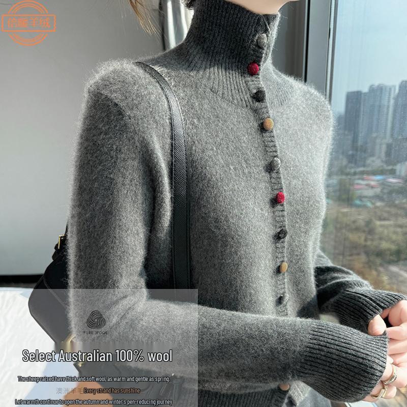 Women s 100% Pure Wool High Neck Sweater, Buttoned Cardigan, Loose Fit, Autumn/Winter Fashion. M
Women s 100% Pure Wool High Neck Sweater, Buttoned Cardigan, Loose Fit, Autumn/Winter Fashion. M