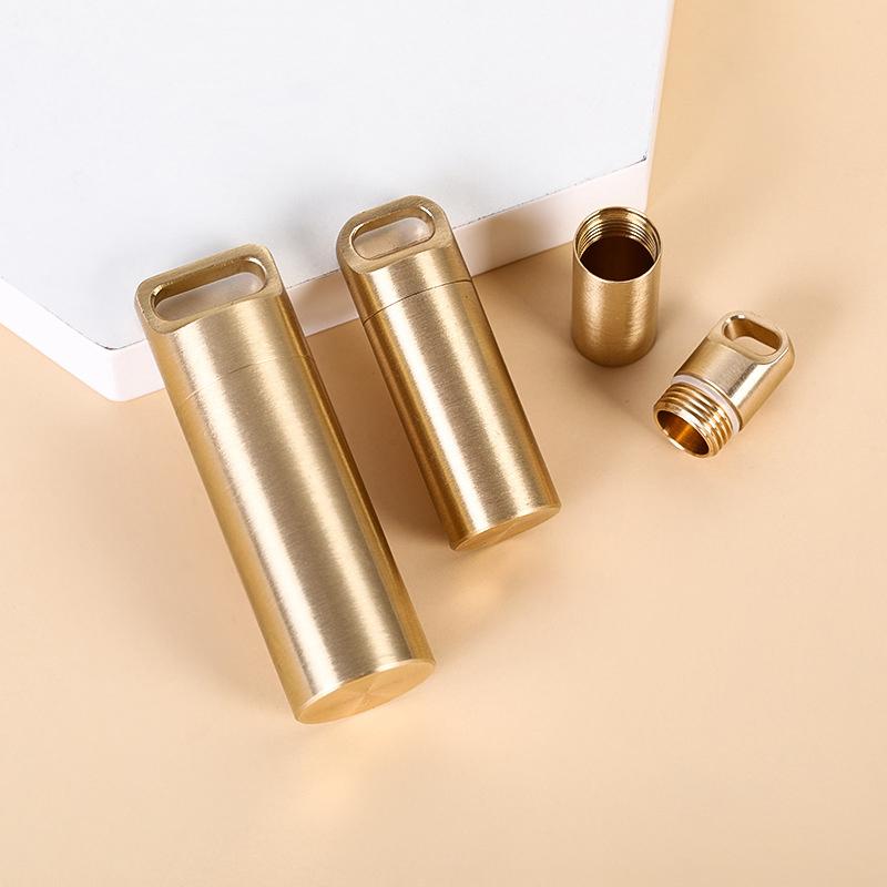 1Pc Латунные корпуса для таблеток Многофункциональный латунный seal Cabin Medicine Pill Cases
1Pc Латунные корпуса для таблеток Многофункциональный латунный seal Cabin Medicine Pill Cases