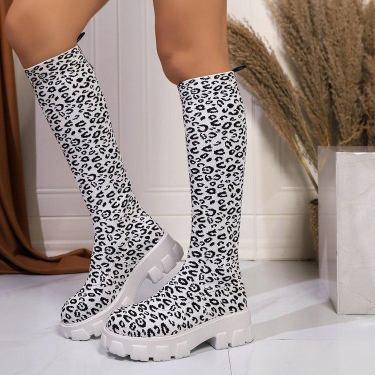 Foreign trade large-size women s boots, European, American autumn and winter new round head square heel foot cuff leopard print high boots but knee fa 38
Foreign trade large-size women s boots, European, American autumn and winter new round head square heel foot cuff leopard print high boots but knee fa 38