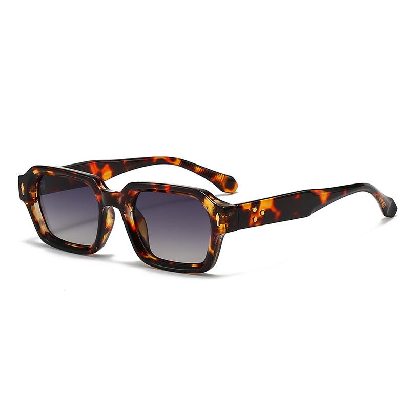 Box Fashion Sunglasses Colorful Color Matching Modern Sunglasses Retro Personalized Color Contrast Glasses Sun Protection
Box Fashion Sunglasses Colorful Color Matching Modern Sunglasses Retro Personalized Color Contrast Glasses Sun Protection