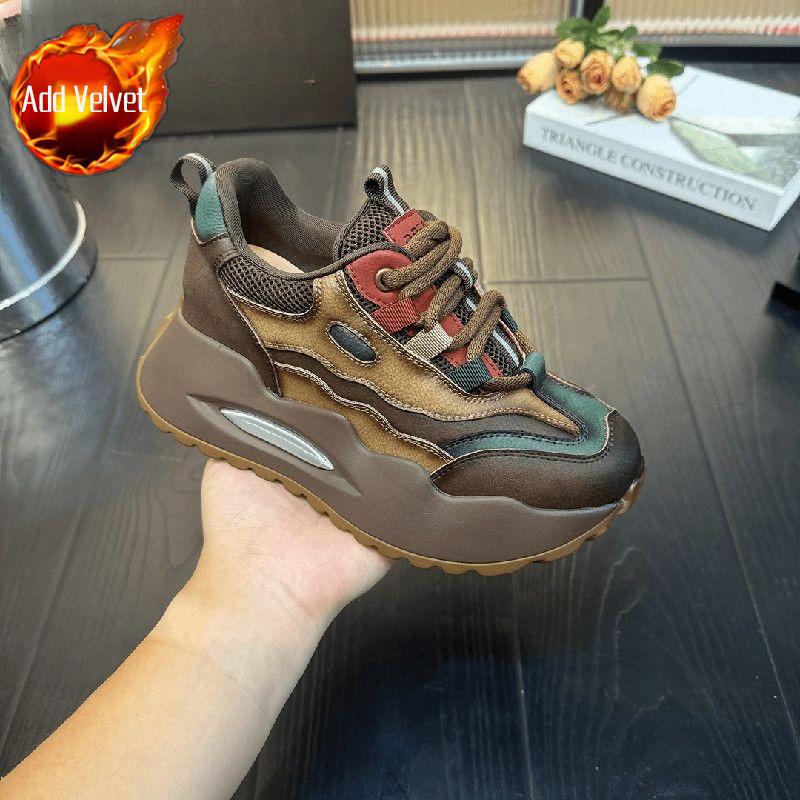 Осенне-зимние кожаные плиссированные спортивные туфли для женщин, спортивные туфли в стиле ретро на толстой подошве 40
Осенне-зимние кожаные плиссированные спортивные туфли для женщин, спортивные туфли в стиле ретро на толстой подошве 40