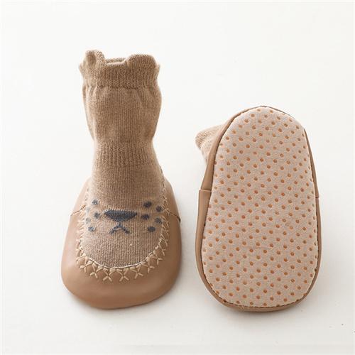 Весенне-осенние носки для новорожденных на резиновой подошве, обувь для маленьких девочек и мальчиков, нескользящие мягкие носки для малышей, 2023 S коричневый