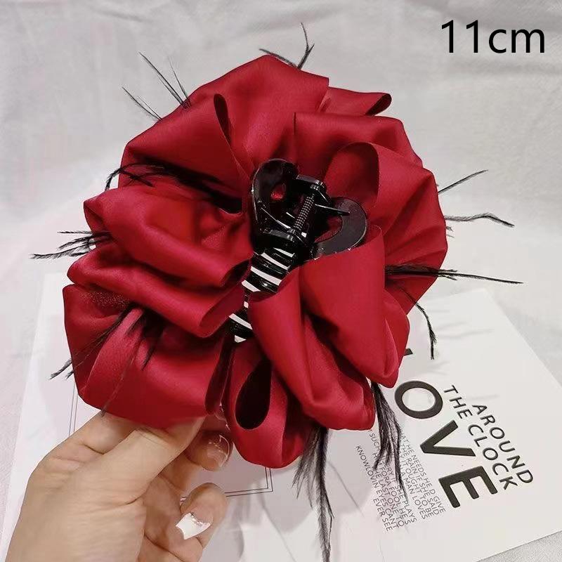 Exquisite Large Solid Color Hair Clips For Women Girls Sweet Ponytail Hair Accessories Versatile Shark Clip Gifts as the picture
Exquisite Large Solid Color Hair Clips For Women Girls Sweet Ponytail Hair Accessories Versatile Shark Clip Gifts as the picture
