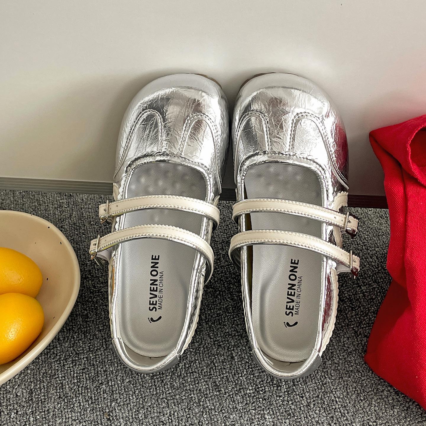 Красные ретро французские туфли Мэри Джейн на плоской подошве с мелким вырезом, женские летние модели 2025 года, для ношения с юбками, с немецкой тренировочной обувью на скрытой платформе 40 серебряный
Красные ретро французские туфли Мэри Джейн на плоской подошве с мелким вырезом, женские летние модели 2025 года, для ношения с юбками, с немецкой тренировочной обувью на скрытой платформе 40 серебряный