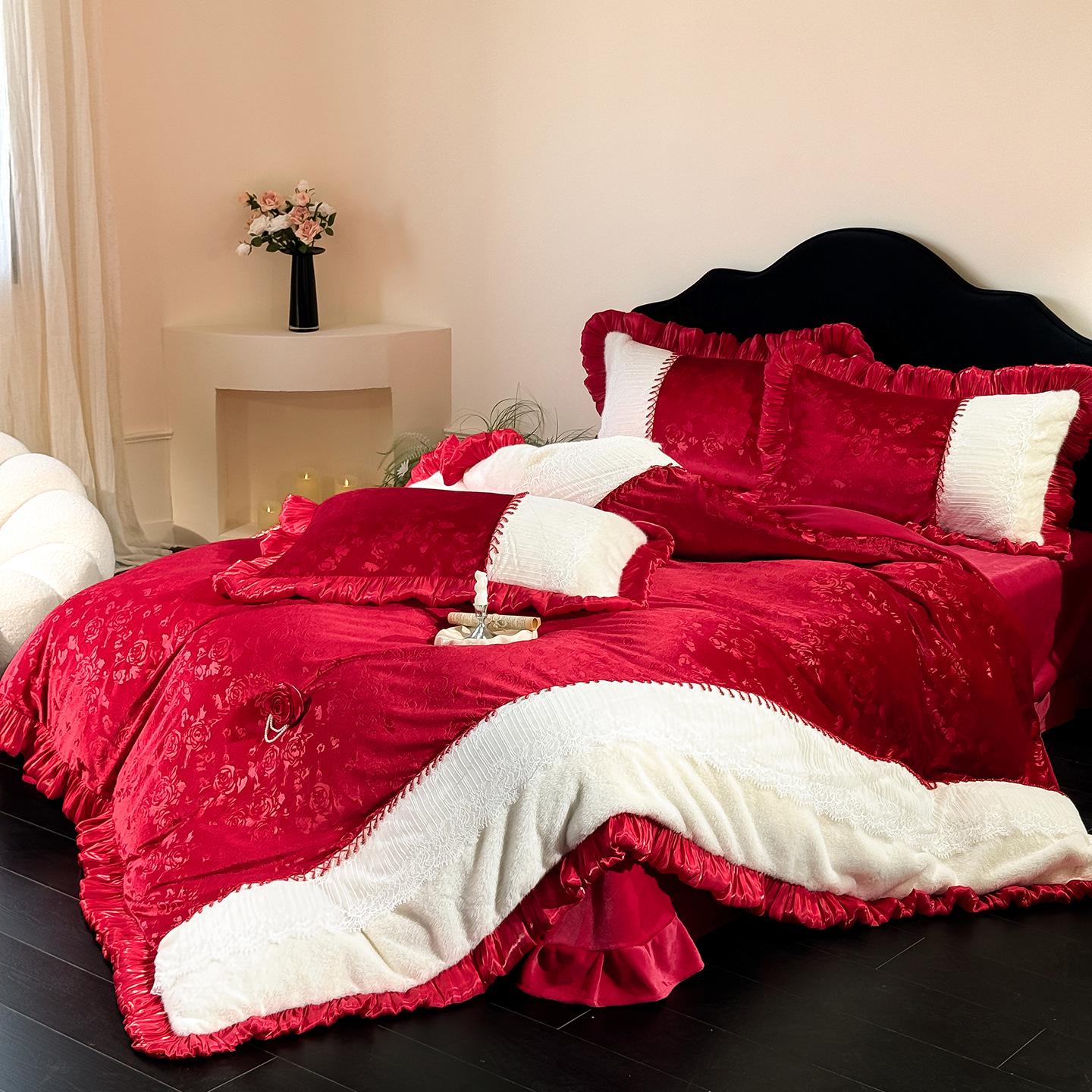 French Silk Mink Velvet Lace Bedding Set - Luxe, Warm & Soft 1.5*2m bed sheet set (200*230cm duvet cover)
French Silk Mink Velvet Lace Bedding Set - Luxe, Warm & Soft 1.5*2m bed sheet set (200*230cm duvet cover)