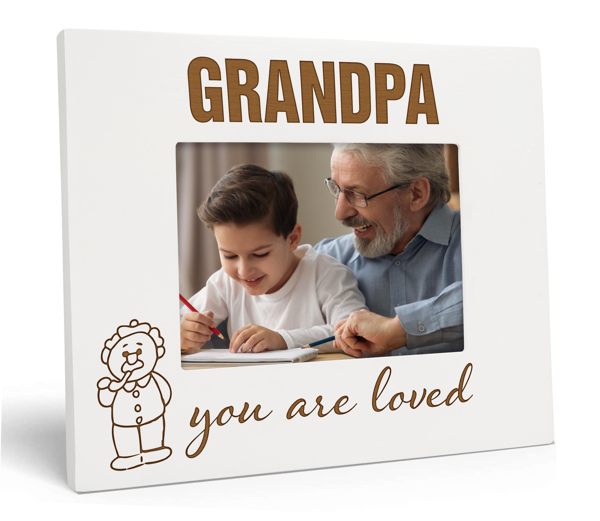 Darling Souvenir Made With Love Выгравированная настольная фоторамка Деревянный дедушка You Are Love Quotes Белая фоторамка 4x6 Inches Horizontal белый
Darling Souvenir Made With Love Выгравированная настольная фоторамка Деревянный дедушка You Are Love Quotes Белая фоторамка 4x6 Inches Horizontal белый
