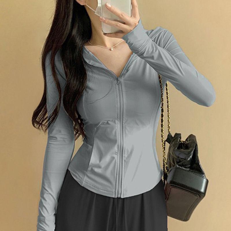 Sun Protection Women s Stand Collar Ice Silk Yoga Jacket - Breathable, Thin, Loose, and Slimming for Outdoor Summer Wear. M (40-50 kg)
Sun Protection Women s Stand Collar Ice Silk Yoga Jacket - Breathable, Thin, Loose, and Slimming for Outdoor Summer Wear. M (40-50 kg)