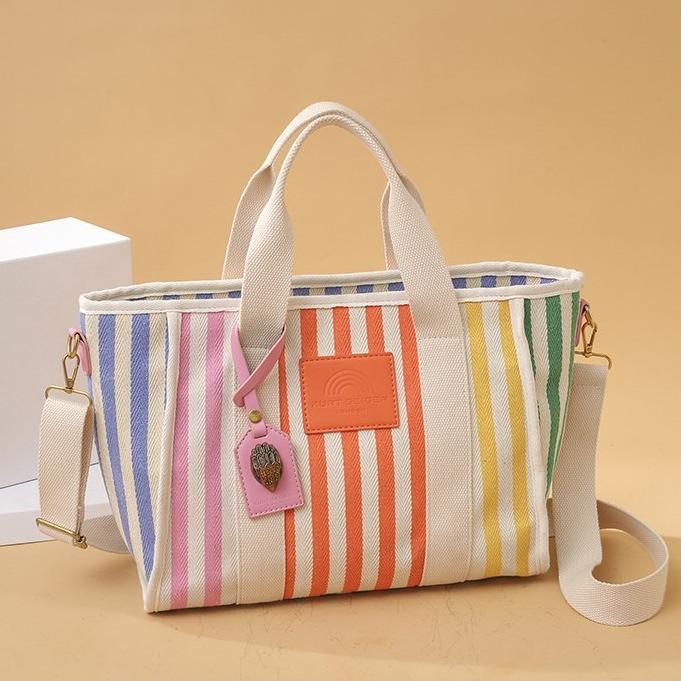 Korean Style Fashion Striped Shoulder Bag for Women Large Capacity Outdoor Leisure Travel Crossbody Bag Ins Style Contrasting Color Handbag one size fits all
Korean Style Fashion Striped Shoulder Bag for Women Large Capacity Outdoor Leisure Travel Crossbody Bag Ins Style Contrasting Color Handbag one size fits all