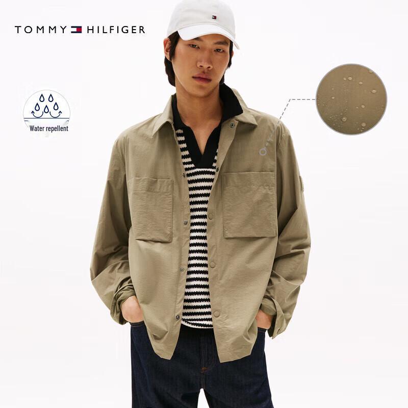Tommy Hilfiger Men s Water-Repellent Stretch Shirt Jacket M
Tommy Hilfiger Men s Water-Repellent Stretch Shirt Jacket M