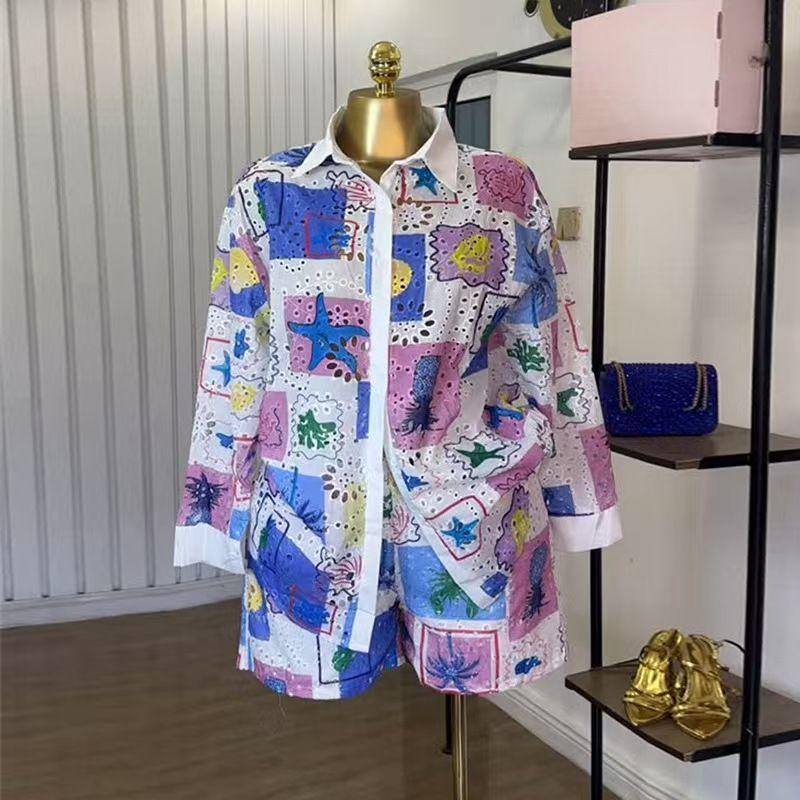 European American Fashion Floral Print Cut Out Long Sleeves Shirt Shorts Suit Printed Shirt and Shorts Set Blue M
European American Fashion Floral Print Cut Out Long Sleeves Shirt Shorts Suit Printed Shirt and Shorts Set Blue M