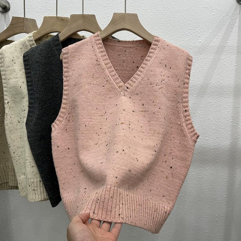 DIMANAF 2025 Autumn Women Knitting Sleeveless Short Vest Sweaters Buttons Basic Casual Style Loose Sweater One Size
DIMANAF 2025 Autumn Women Knitting Sleeveless Short Vest Sweaters Buttons Basic Casual Style Loose Sweater One Size