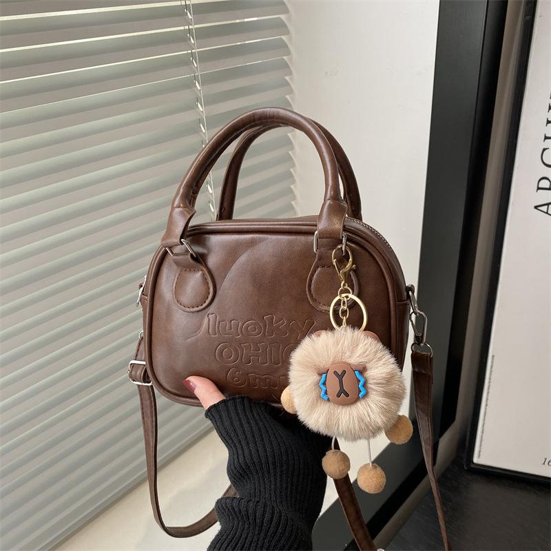 Vintage Maillard Handbag Women s 2025 Versatile Fashion Textured Shoulder Crossbody Bag
Vintage Maillard Handbag Women s 2025 Versatile Fashion Textured Shoulder Crossbody Bag