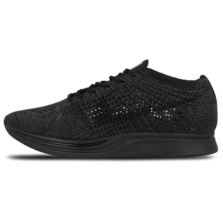 Кроссовки унисекс Nike Flyknit Racer Triple Black черно-антрацитовые 526628-009
Кроссовки унисекс Nike Flyknit Racer Triple Black черно-антрацитовые 526628-009