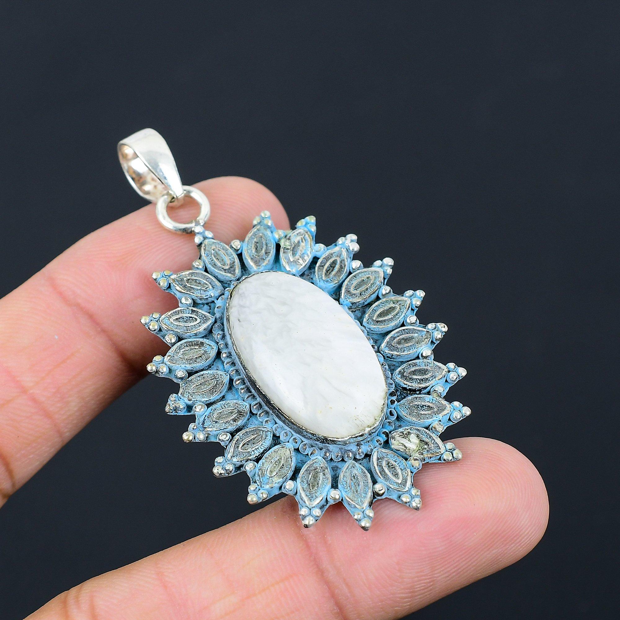 Daughters Day Deal Natural Rainbow Moonstone 925 Sterling Silver Pendant Jewelry
Daughters Day Deal Natural Rainbow Moonstone 925 Sterling Silver Pendant Jewelry