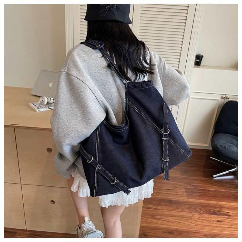 Bag Women Suede Underarm Tote Large Capacity All-matching Commuting One-shoulder Handbag Trendy 38x14x26 синій
Bag Women Suede Underarm Tote Large Capacity All-matching Commuting One-shoulder Handbag Trendy 38x14x26 синій