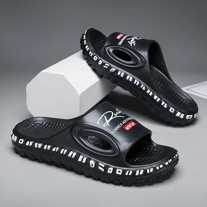 Spring new soft bottom couple one-word drag non-slip and wear-resistant casual and lightweight outer wear cool slippers 36-37 чорний
Spring new soft bottom couple one-word drag non-slip and wear-resistant casual and lightweight outer wear cool slippers 36-37 чорний