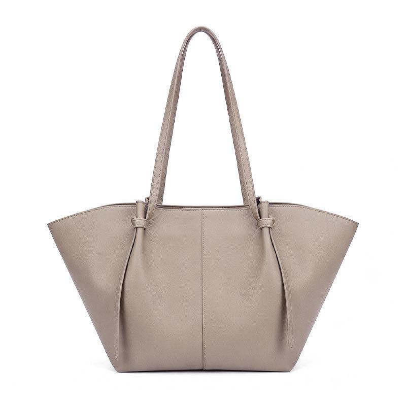 Tote Bag, European and American Fashionable Women s Bag, High-end Sense, Large Capacity Commuting Bag, Cross-border Simple Design Sense, Shoulder Bag хакі
Tote Bag, European and American Fashionable Women s Bag, High-end Sense, Large Capacity Commuting Bag, Cross-border Simple Design Sense, Shoulder Bag хакі