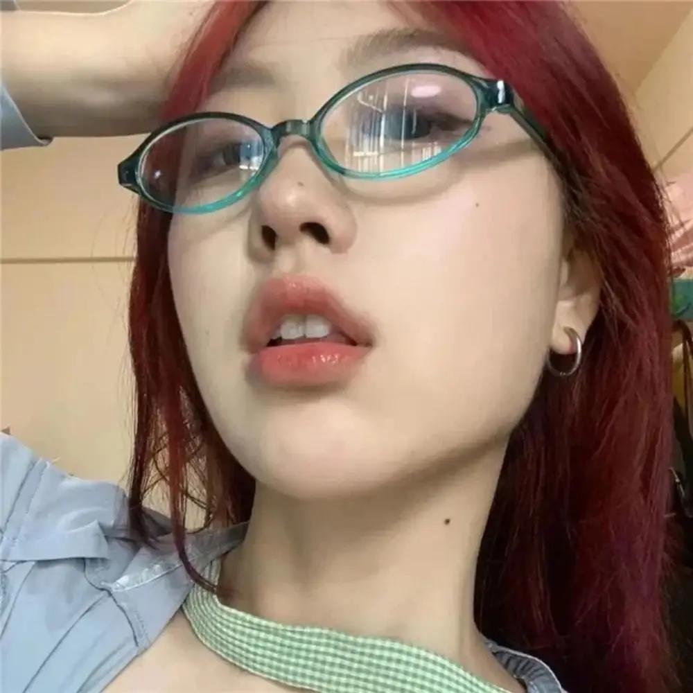 New Y2K Oval Frame Anti-Blue Light Glasses Girls Fashion Retro Cat Eye Narrow Spectacles Small Plain Computer Reading Goggles
New Y2K Oval Frame Anti-Blue Light Glasses Girls Fashion Retro Cat Eye Narrow Spectacles Small Plain Computer Reading Goggles