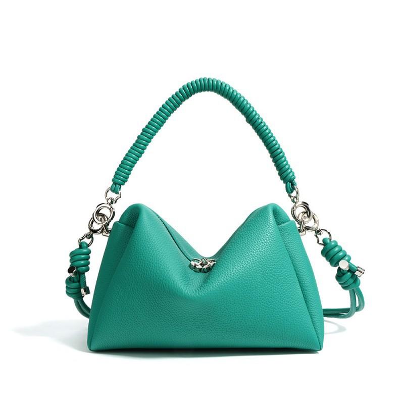 Leather Fashionable Soft Pillow With Toe Cover Layer Versatile Crossbody Bag Commuting Niche High-end Handbag 22x9x15cm
Leather Fashionable Soft Pillow With Toe Cover Layer Versatile Crossbody Bag Commuting Niche High-end Handbag 22x9x15cm
