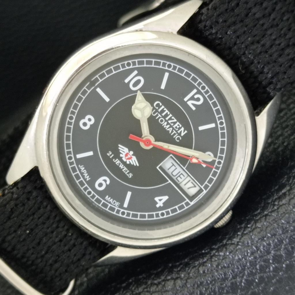 JAPAN VINTAGE CITIZEN AUTOMATIC 8200 MENS BLACK COLOR DIAL WATCH a500252-2 R151b-a500252
JAPAN VINTAGE CITIZEN AUTOMATIC 8200 MENS BLACK COLOR DIAL WATCH a500252-2 R151b-a500252