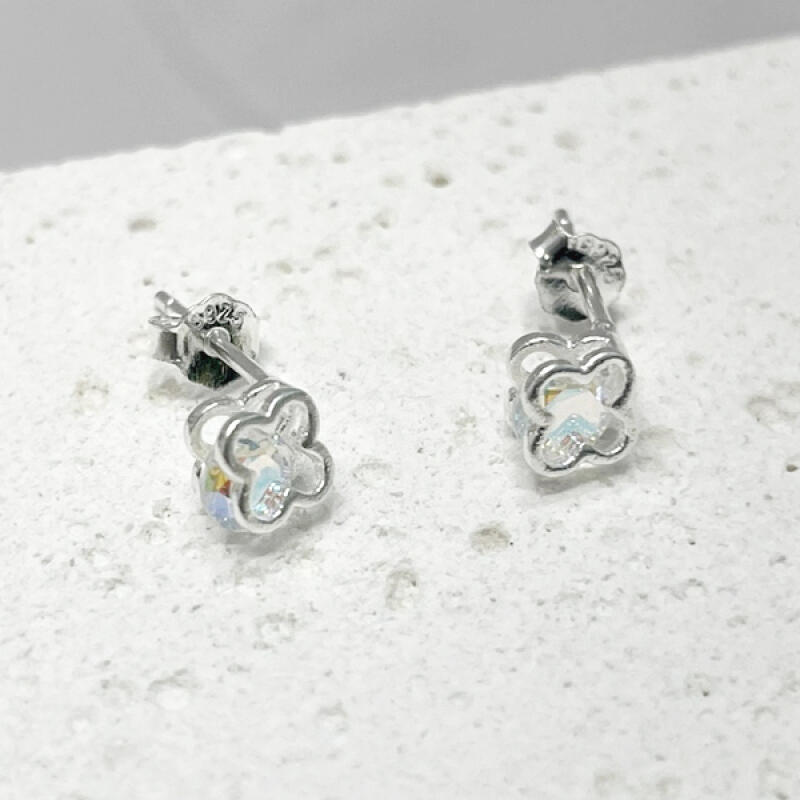 925 Silver Aurora Clover Earrings M-APE003 M-APE003
925 Silver Aurora Clover Earrings M-APE003 M-APE003