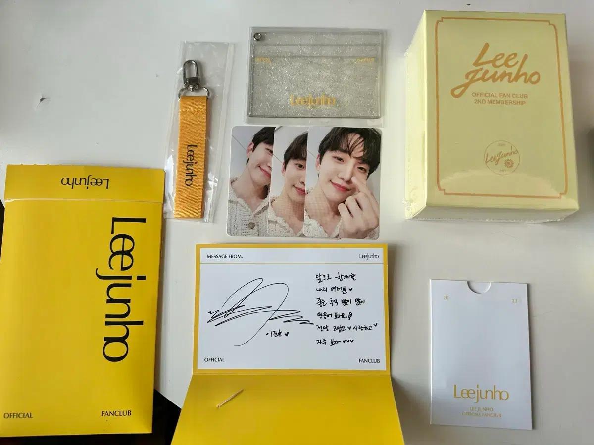 1st and 2nd Generation Fan Club Kit Full Set (Lee Junho)
1st and 2nd Generation Fan Club Kit Full Set (Lee Junho)