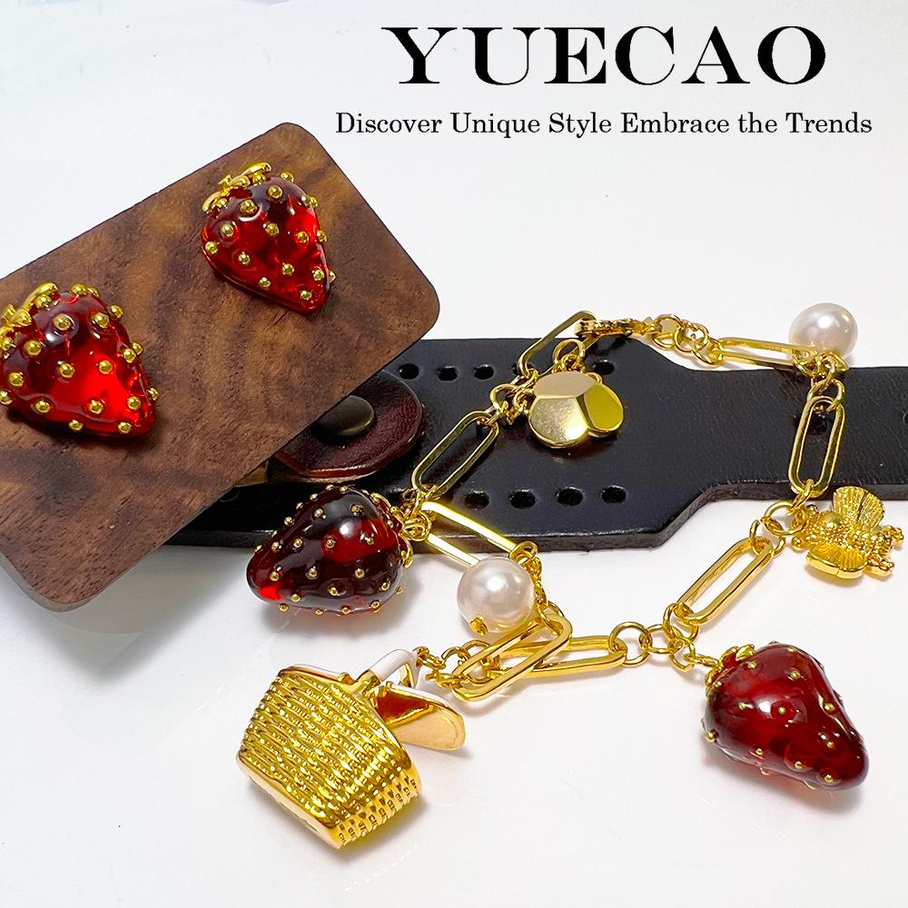 KS Strawberry Bracelet & Necklace Set: Copper-Plated, Real Gold Textured, High-End Fruit Design, Dopamine Earrings Included.
KS Strawberry Bracelet & Necklace Set: Copper-Plated, Real Gold Textured, High-End Fruit Design, Dopamine Earrings Included.