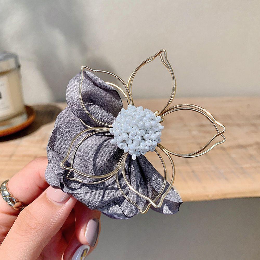 Lovely Metal Hollowed Out Headwear Flower Duckbill Clip Female Hair Clip Korean Style Hairpin
Lovely Metal Hollowed Out Headwear Flower Duckbill Clip Female Hair Clip Korean Style Hairpin