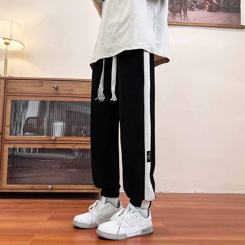 Вельветовые брюки, мужские осенние и зимние плюшевые утолщенные тяжелые спортивные брюки, американские леггинсы, повседневные брюки M чёрный
Вельветовые брюки, мужские осенние и зимние плюшевые утолщенные тяжелые спортивные брюки, американские леггинсы, повседневные брюки M чёрный