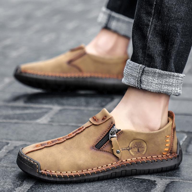Men s shoes outdoor 2025 spring and autumn new large size Korean version trend side zipper one pedal sports and leisure Doudou leather shoes 48 золотистий
Men s shoes outdoor 2025 spring and autumn new large size Korean version trend side zipper one pedal sports and leisure Doudou leather shoes 48 золотистий
