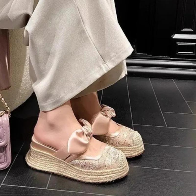 Слипперы, обернутые тканью с пайетками, летние новые с круглым носком, с мелким вырезом, с бантом, на соломенной подошве, на платформе, нескользящие, на каблуках-рюмочках 35 шампанского
Слипперы, обернутые тканью с пайетками, летние новые с круглым носком, с мелким вырезом, с бантом, на соломенной подошве, на платформе, нескользящие, на каблуках-рюмочках 35 шампанского