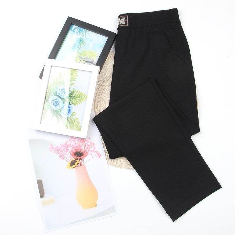 Large size women s ice silk wrinkled summer mother pants casual versatile Harlan pants elastic waist radish pants loose nine-point pants 2XL (85-55 kg) чёрный
Large size women s ice silk wrinkled summer mother pants casual versatile Harlan pants elastic waist radish pants loose nine-point pants 2XL (85-55 kg) чёрный