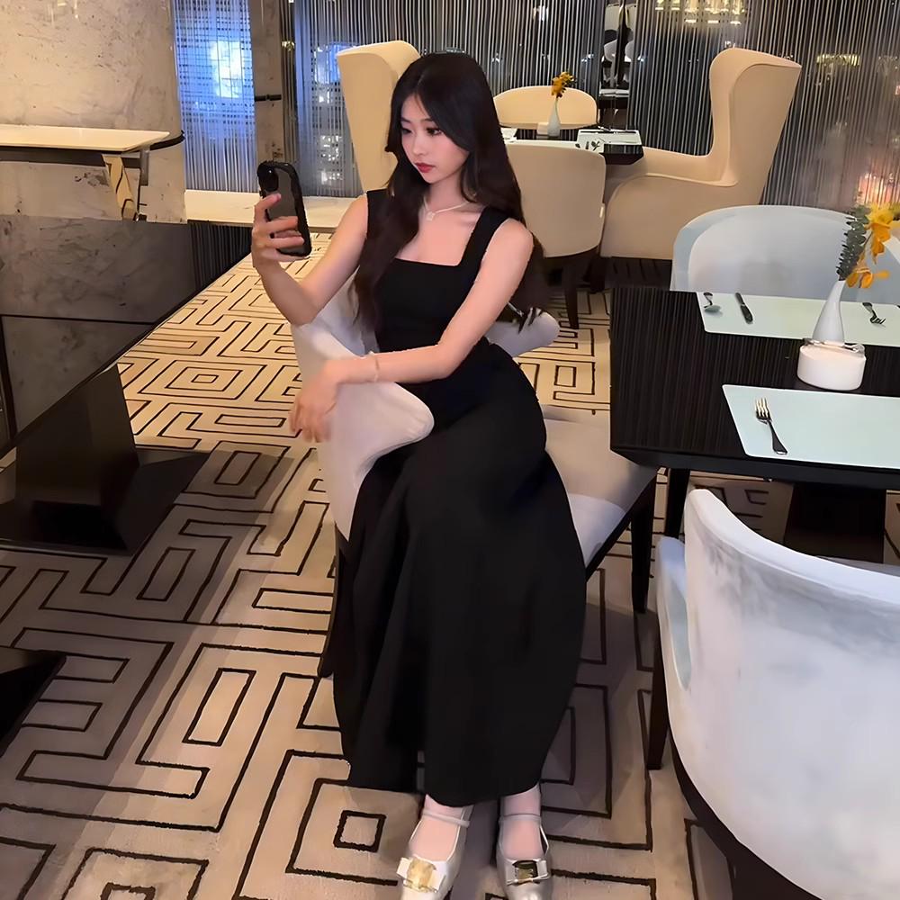 Летнее повседневное платье А-силуэта на бретелях больших размеров 2025: Стройная и стильная женская мода 2XL (135-150 jin) чёрный
Летнее повседневное платье А-силуэта на бретелях больших размеров 2025: Стройная и стильная женская мода 2XL (135-150 jin) чёрный