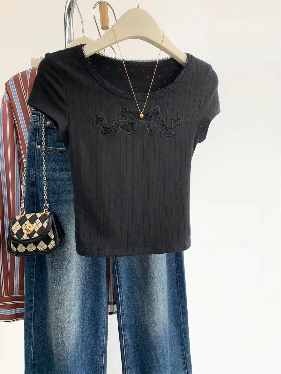 Hollow bow embroidered short-sleeved t-shirt women s summer slim-fitting and thin waist Spice girl pure desire shoulder top L (recommended 57.5-65kg ) чорний
Hollow bow embroidered short-sleeved t-shirt women s summer slim-fitting and thin waist Spice girl pure desire shoulder top L (recommended 57.5-65kg ) чорний